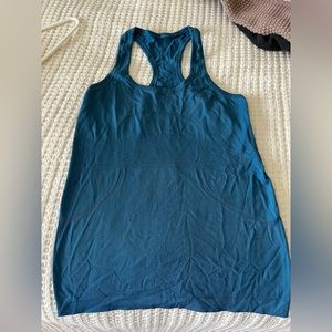 Lululemon run swiftly tank top size 4